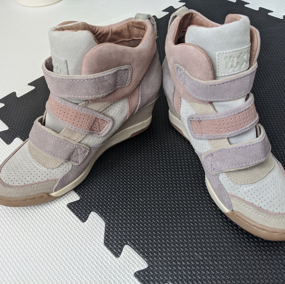 ASH Limited wedge heel suede sneaker size 40, worn 3 times